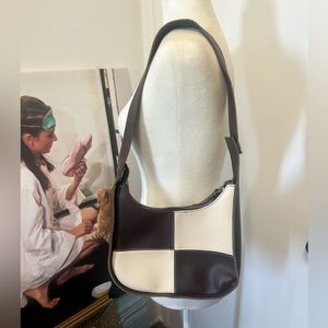 Chocolate brown shoulder bag